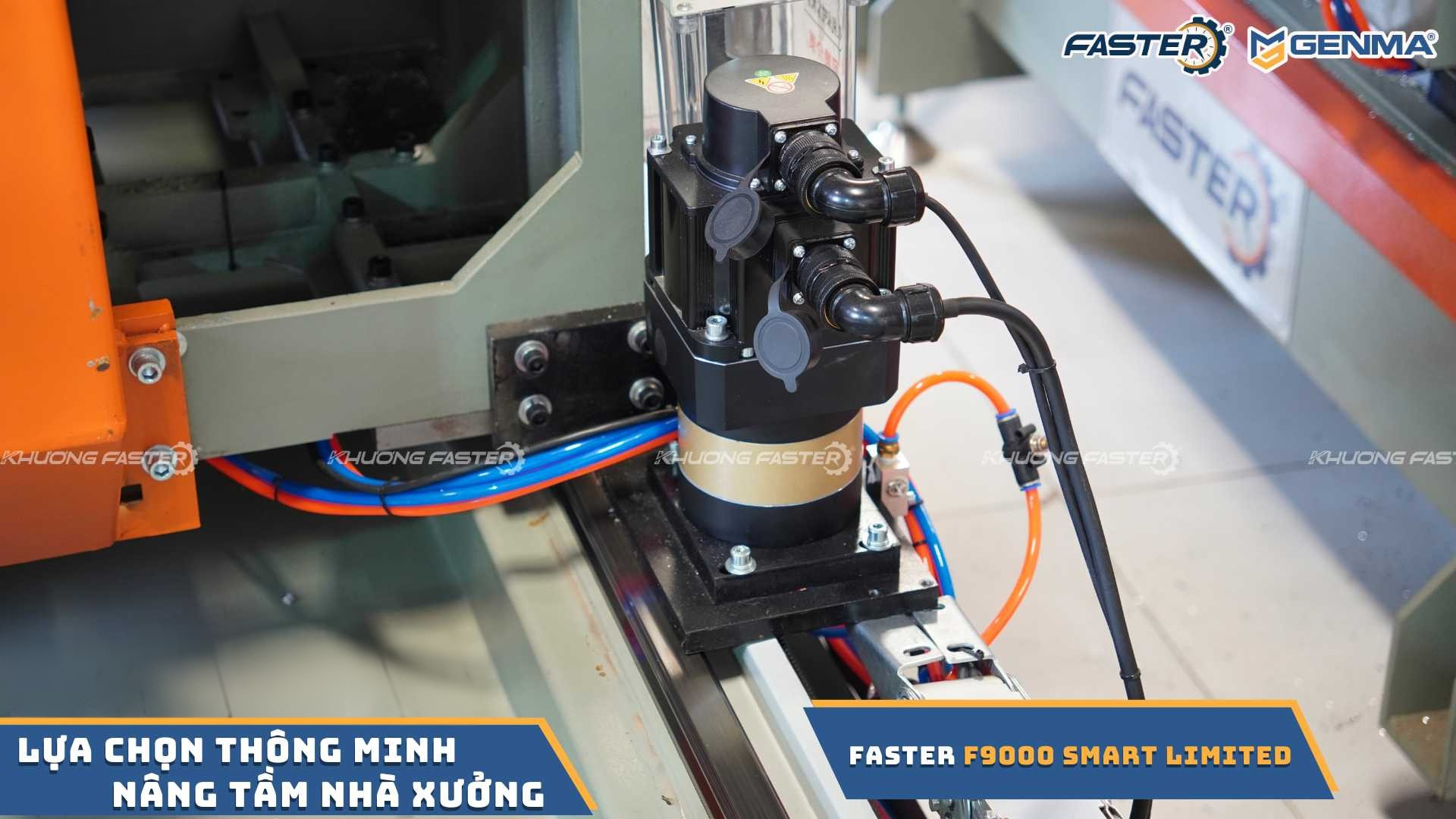 Cận cảnh bộ phận máy cắt nhôm tự động Faster F9000 Smart Limited tại xưởng Khương Faster