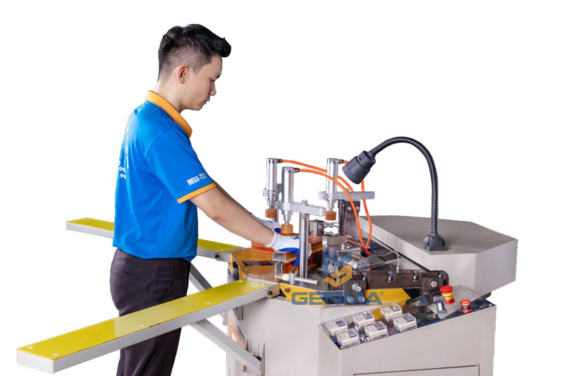 Hướng dẫn sử dụng Máy ép góc nhôm
