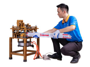 Máy đột dập nhôm Xingfa, nhôm cỏ, nhôm vát cạnh &#8211; 24 dao hơi